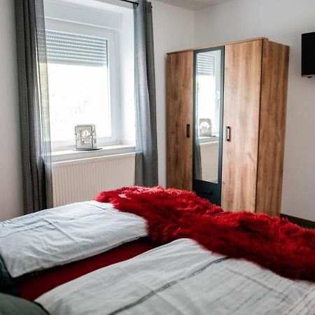 Ferienwohnungen Finkengrund Bueren  Bagian luar foto